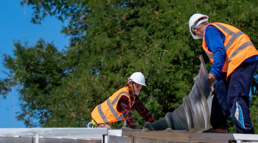 Professional Flat Roofing Installation in Le Grand, CA